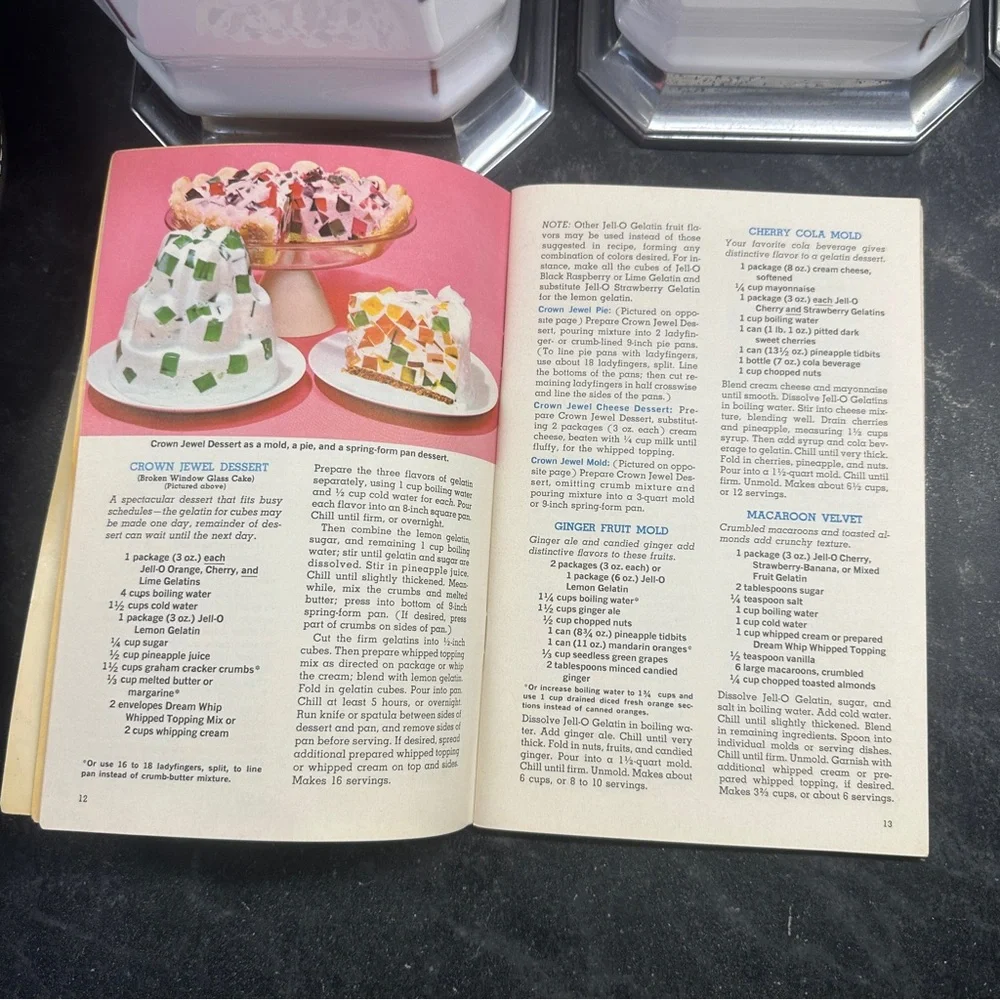 Vintage Joys of Jell-O Recipe Cookbook
